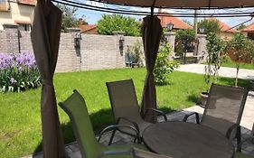 Eden Apartman